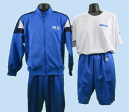 青海中学校　体操服