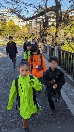 田安門 手前