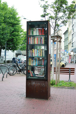 Öffentlicher Bücherschrank in Frankfurt am Main
