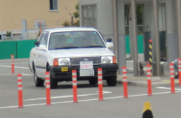 徳島県運転免許センター試験車両