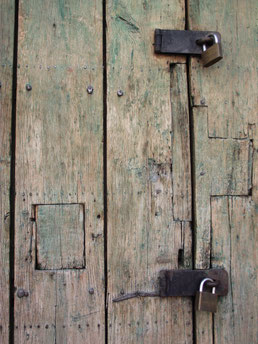 architecture Cusco Peru door