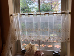 カフェカーテン　フランス製チュールレース オタンジャディスフランス製チュールカフェカーテン・チュール生地