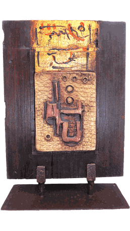 Totem sculpture – double-sided mixed media: wood, stoneware, gold leaf by Matilde Cánepa González