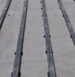 Les techniques de pose d'une terrasse bois, la pose sur dalle