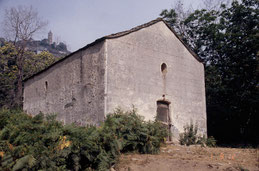 Loreto di Casinca- ancienne chapelle Saint-André construite au XIXès. sur un édifice ancien (signalé en 1646 lors de la visite pastorale de Mgr Marliani) - aujourd'hui remise agricole - cl.MH