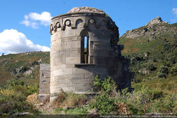 Biguglia - Chapelle Saint-André - XIIIe s. - signalée dès 1260 dans le cartulaire de l'île de la Gorgone - cl. Corse romane