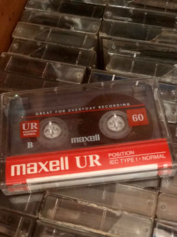 Algunos de los cassettes guardados en stereo oeste