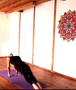 Cours de yoga à Monein au Shala Shantidham avec Christelle Durocher