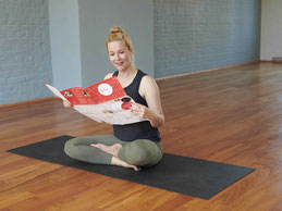 Top 5 prenatal yoga classes - online