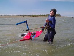 Kitesurfen lernen in deiner VDWS Kiteschule Ostsee, Kiten lernen leicht gemacht mit Spaß in deiner Kiteschule Rerik. Ahoi Freizeit im Ostseeurlaub Kühlungsborn.