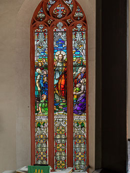 Altarfenster der Glasmalerfirma Wilhelm Franke aus Naumburg von 1914.