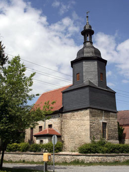 Die Kirche nach beendeter Restaurierung von Turm und Kirchenschiff 2011