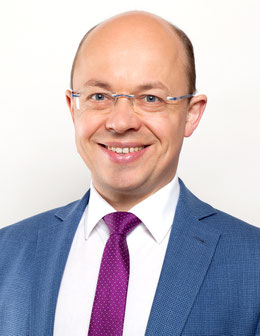 Rechtsanwalt und Steuerberater Thorsten Klinkner berät Sie bei der Gründung Ihrer unternehmensverbundenen Familienstiftung.