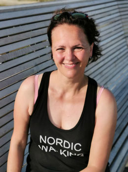 Sankt Peter Ording, SPO, Nordic Walking, Bewegung, Strand, Meer, Entspannung, Herz Kreislauf, Gesundheit, Frühsport, Strandsport, Yoga, Promentalis, Eiderstedt, Garding, Praxis, Ausdauer, Waldlauf, Wald, Natur, Naturerlebnis, im Wasser, Herz Kreislauf