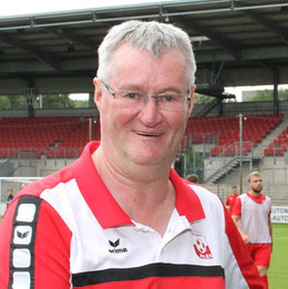 Peter Ellefred, Jugendleiter