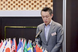 Tail Twister L. Tatsuya Sato