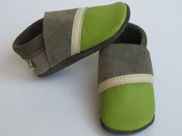  schlicht Lederschuhe, 2 Farbig grün / grau mit Linie in weiß