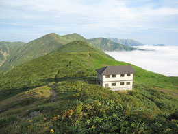 竜門山避難小屋