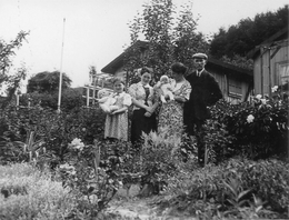 Familie Brinkmann 1932 auf Sieben Hügel