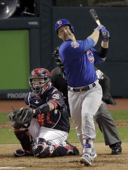 Nella foto il fuoricampo di David Ross (Ap photo)
