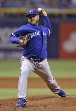 Nella foto Mark Buehrle attualmente ha 35 anni e 15 passati sui monti della MLB