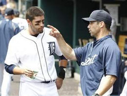 Nella foto JD Martinez ascolta le indicazioni del manager Brad Ausmus (Foto Detroit Free Press / Julian H.Gonzalez)