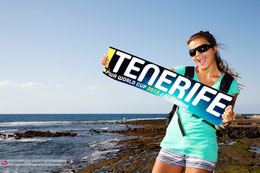 Justyna Sniady freut sich auf die Wellen Teneriffa´s.