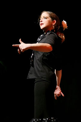 Carmen López es bailaora flamenca de profesión, hija de un emigrante sevillano en Münster, en el oeste de Alemania, y mañana actúa con la compañía que lleva su nombre en el Festival de Flamenco de Berlín, uno de los más importantes de Europa,...