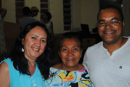 Ducile, secretária da educação; Maria Selma, autora do texto e Neude Luiz, diretor da peça.