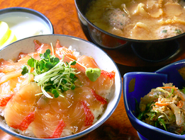 昼食イメージ