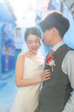 <おすすめ!>モロッコ青い街で体験したい♡ ハネムーンや新婚旅行中に、結婚の記念を写真という「形」に残す。