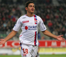 Hatem à Lyon c'est :                        - 94 matches - 12 buts - 12 passes décisives