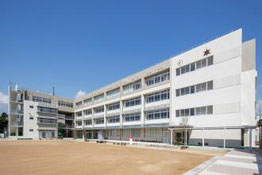 西宮市立香櫨園小学校のホームページ