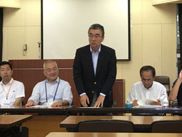 鈴木勝貴会長(当日会長を退任)