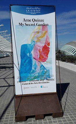 "Mi Jardín Secreto" (o My Secret Garden en inglés) es una serie de esculturas e instalaciones de arte público del artista belga Arne Quinze. Estas obras han sido expuestas en varias ciudades del mundo, incluyendo Valencia, Alicante, Málaga, Londres,París.