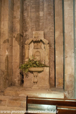 Bild: Kathedrale Notre-Dame-de-Nazareth in Vaison-la-Romain 