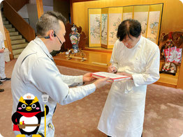 【写真】完了報告書のご提出｜消防設備点検