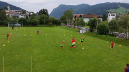 Der Trainingsbetrieb in Radstadt läuft auf Hochtouren (Foto: LAZ Wels)