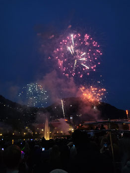 Erlebnisreiche Zeit in Norwegen: Feuerwerk zum Ende des Nationalfeiertages. (Foto: Theo Sommer)