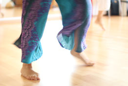 Tanztherapie freies Tanzen 5 Rhythmen 