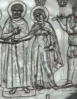 Detail: Silberteller aus dem Schatzfund von Lampousa/Zypern, 1. Drittel d. 7. Jh. Kopie, Römisch-Germanisches Nationalmuseum Mainz. Foto: Epochs of Fashion - Mode byzantinische Spätantike