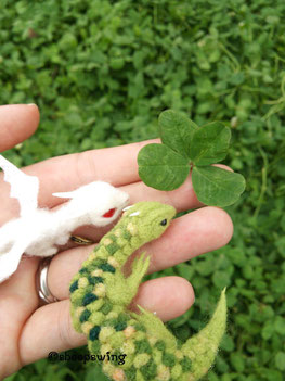 羊毛フェルト ミニ ドラゴン tiny