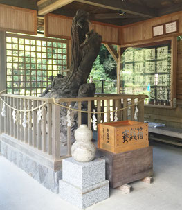 岐阜県、洞戸の高賀の霊水の神様