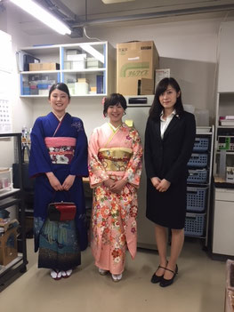 小野澤さん、新木さん、廿楽さん修了おめでとうございます。