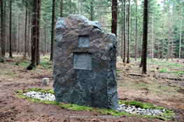 Denkstein am Nordkap / Hohwald -         Zustand 06.10.2013