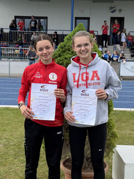 Gut im Weitsprung: Hannah Aslan und Johanna Schmidt