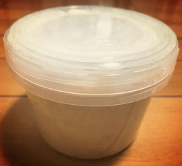 手づくり味噌づくり体験。里山百姓10代目より伝授した、先代の知恵が詰まった百姓レシピによる味噌づくり教室。味噌づくりの農業ワークショップを通年開催中。