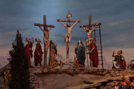 Jesus stirbt am Kreuz - (c) Krippenherberge Wildermieming