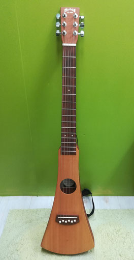 k9 music schoolの生徒さんのギターの画像　マーチン　バックパッカー