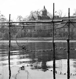Köpenicker Schloß um 1958, Foto: Helmut Peter Fieweger.  Hahnemühle Fotopapier 50x50cm, 120 EUR